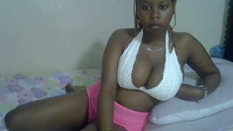 Snapshot of dime010 chatting on 19, 2, 2025 dime online show from 19, 2, 2025