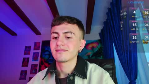 Julian Independent Model online show from 27, 1, 2025