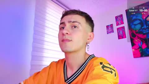 Julian Independent Model online show from 13, 3, 2026