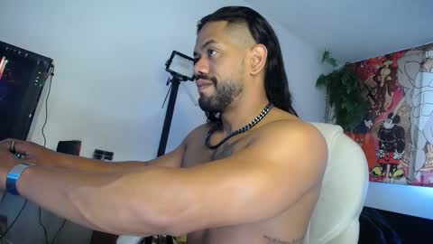 Snapshot of dimitry_muscle chatting on 2, 12, 2024 dimitry kyle mucle online show from 2, 12, 2024