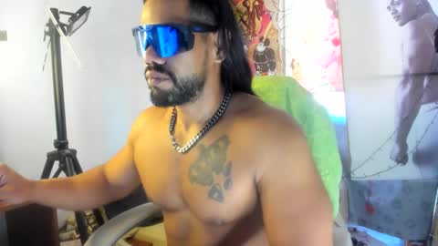 Snapshot of dimitry_muscle chatting on 13, 12, 2024 dimitry kyle mucle online show from 13, 12, 2024