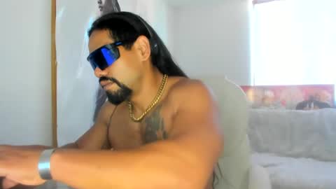 Snapshot of dimitry_muscle chatting on 7, 1, 2025 dimitry kyle mucle online show from 7, 1, 2025