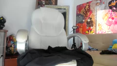 Snapshot of dimitry_muscle chatting on 9, 11, 2025 dimitry kyle mucle online show from 9, 11, 2025