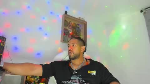 Snapshot of dimitry_muscle chatting on 29, 11, 2025 dimitry kyle mucle online show from 29, 11, 2025