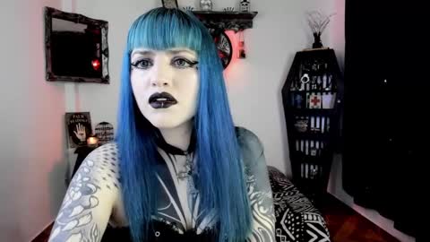 Snapshot of dimmuanddarkness chatting on 2, 10, 2025 dimmuanddarkness online show from 2, 10, 2025