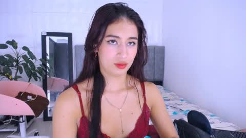 Snapshot of dina_mcry chatting on 15, 11, 2025 DINA online show from 15, 11, 2025