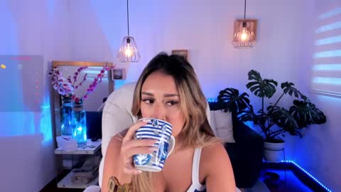   online show from 15, 1, 2025