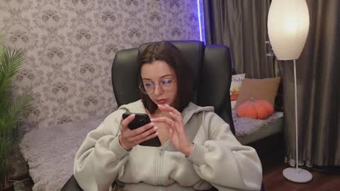 Snapshot of dinacandy chatting on 11, 12, 2024 dinacandy online show from 11, 12, 2024