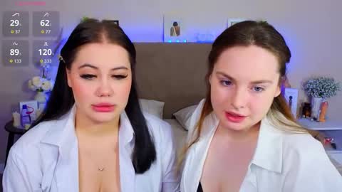 Snapshot of dinamorris chatting on 16, 11, 2025 Dina and Mary online show from 16, 11, 2025