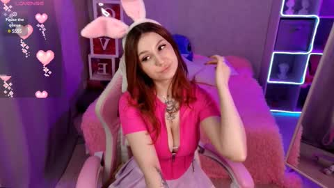 Snapshot of dinatwinkle chatting on 11, 2, 2025 Dina online show from 11, 2, 2025