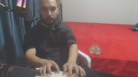 Snapshot of dinchtcams chatting on 4, 2, 2025 Dincht online show from 4, 2, 2025