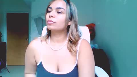 Snapshot of diosadeluniverso_ chatting on 3, 12, 2025 diosadeluniverso_ online show from 3, 12, 2025