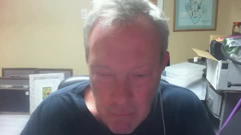 DirtkPitt Fun guy working online show from 22, 12, 2024