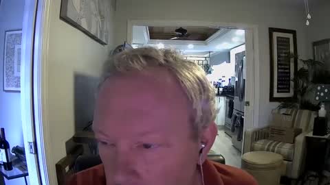 DirtkPitt Fun guy working online show from 16, 1, 2025