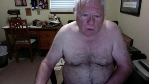 dirtrider195080438 online show from 25, 5, 2026