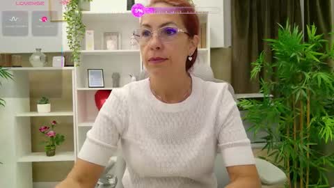dirty_mature online show from 15, 9, 2025