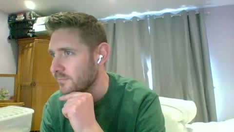 Snapshot of dirtylondon729 chatting on 10, 3, 2025 Exhibitionist Ben online show from 10, 3, 2025