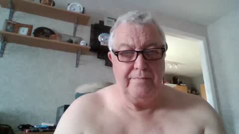 Fergus online show from 15, 6, 2026