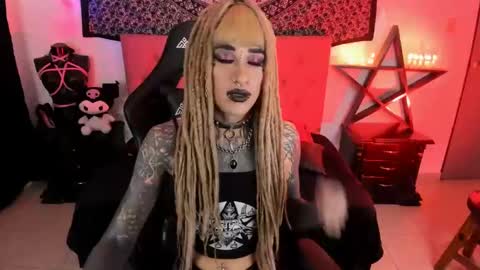 Snapshot of dirtyonix chatting on 8, 12, 2024 ONIX online show from 8, 12, 2024
