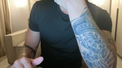 Snapshot of dirtyprettyboi chatting on 1, 7, 2026 buy tokens with link online show from 1, 7, 2026