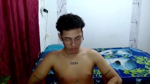 Snapshot of dirtyslimlatin chatting on 17, 12, 2025 dirtyslimlatin online show from 17, 12, 2025