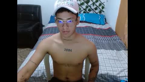 Snapshot of dirtyslimlatin chatting on 5, 5, 2026 dirtyslimlatin online show from 5, 5, 2026