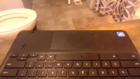 dirtywhite14 online show from 16, 10, 2025