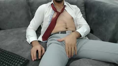 Snapshot of dirtyybooyy77 chatting on 14, 10, 2025 dirtyybooyy77 online show from 14, 10, 2025