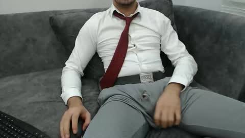 Snapshot of dirtyybooyy77 chatting on 29, 10, 2025 dirtyybooyy77 online show from 29, 10, 2025