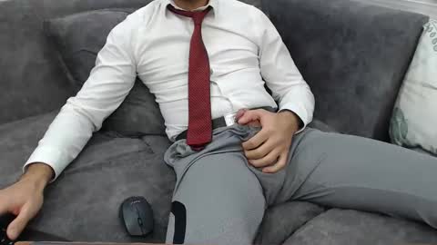 Snapshot of dirtyybooyy77 chatting on 31, 10, 2025 dirtyybooyy77 online show from 31, 10, 2025