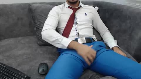 Snapshot of dirtyybooyy77 chatting on 8, 11, 2025 dirtyybooyy77 online show from 8, 11, 2025