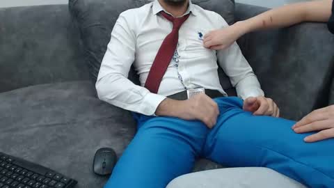 Snapshot of dirtyybooyy77 chatting on 4, 12, 2025 dirtyybooyy77 online show from 4, 12, 2025