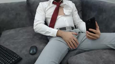 Snapshot of dirtyybooyy77 chatting on 13, 12, 2025 dirtyybooyy77 online show from 13, 12, 2025