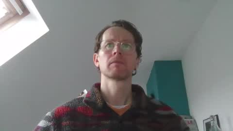 Snapshot of discovery_99 chatting on 23, 12, 2025 discovery_99 online show from 23, 12, 2025