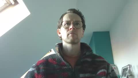 Snapshot of discovery_99 chatting on 3, 3, 2026 discovery_99 online show from 3, 3, 2026