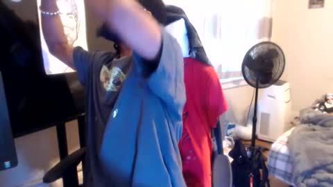 Snapshot of disr3sp3ctfully_dipp3d chatting on 17, 11, 2025 Your Best Worst Nightmare online show from 17, 11, 2025