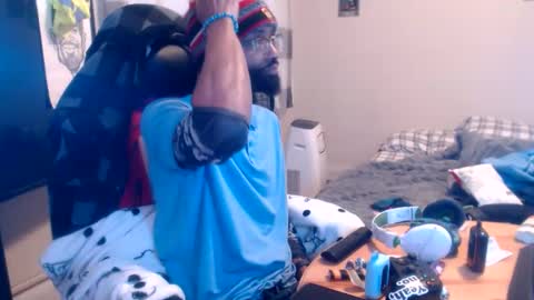 Snapshot of disr3sp3ctfully_dipp3d chatting on 28, 11, 2025 Your Best Worst Nightmare online show from 28, 11, 2025