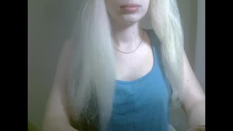 DitaMilton online show from 25, 9, 2025