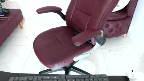 Snapshot of diva_milf chatting on 16, 1, 2025 Diva online show from 16, 1, 2025