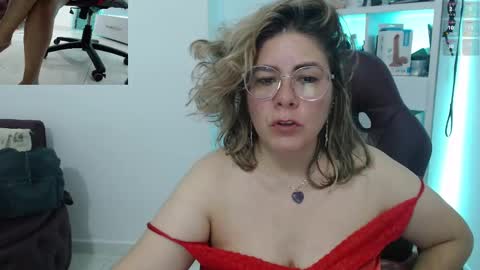 Snapshot of diva_milf chatting on 23, 2, 2025 Diva online show from 23, 2, 2025