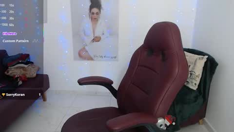 Snapshot of diva_milf chatting on 13, 11, 2025 Diva online show from 13, 11, 2025