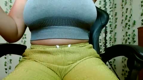 Snapshot of divadirty chatting on 21, 1, 2025 Mari online show from 21, 1, 2025