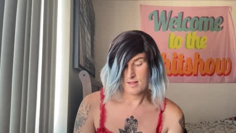 Snapshot of divinathedivine chatting on 8, 10, 2025 divinathedivine online show from 8, 10, 2025