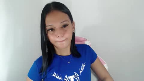 Crystal mae online show from 22, 4, 2026