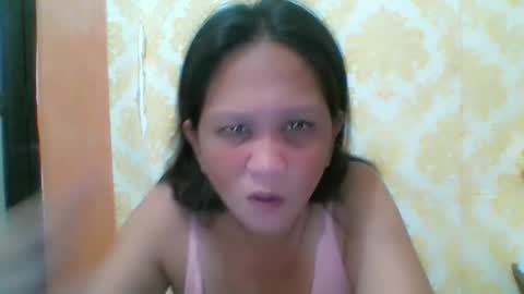 Snapshot of divinegrace10 chatting on 7, 5, 2026 Divine Grace Close To Your Hear online show from 7, 5, 2026
