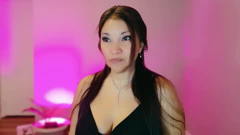 DivineLynn online show from 23, 3, 2026
