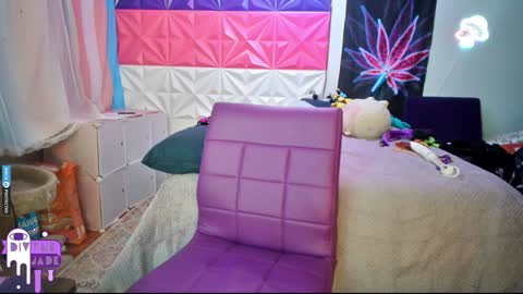 Jade Divyne online show from 10, 12, 2024