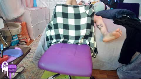 Jade Divyne online show from 11, 12, 2024