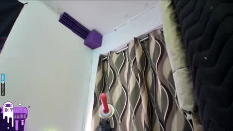 Jade Divyne online show from 2, 3, 2025