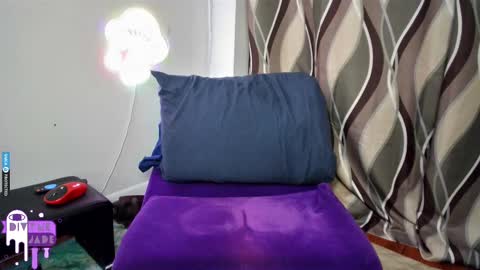 Jade Divyne online show from 5, 3, 2025